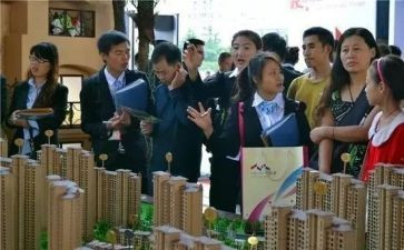 案场客服领班工作总结7篇