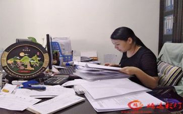财务经理述职报告范文8篇