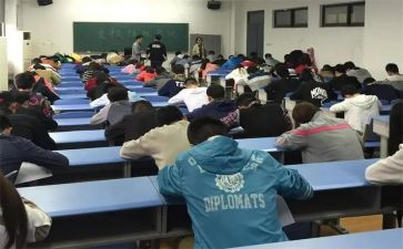 教师评初级职称个人总结6篇