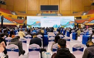年终大会述职报告7篇