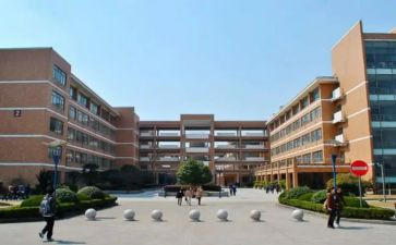 大学毕业自我鉴定500字最新7篇