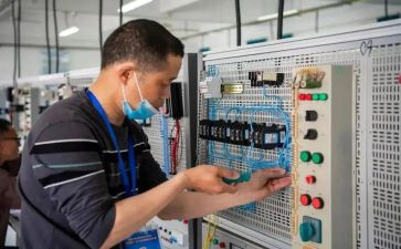 电工月述职报告8篇