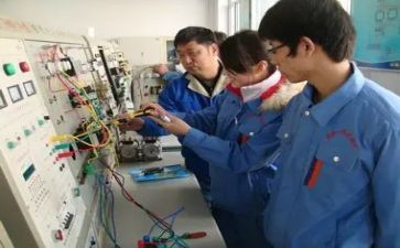 电工班总结报告5篇
