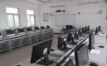 小学电教室工作计划8篇