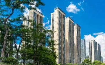 房地产的工作报告8篇