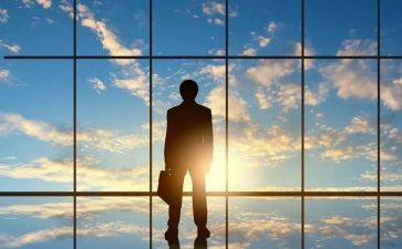 高管述职报告8篇