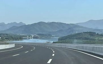 高速收费员的述职报告推荐6篇