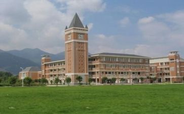 高校教师述职报告7篇