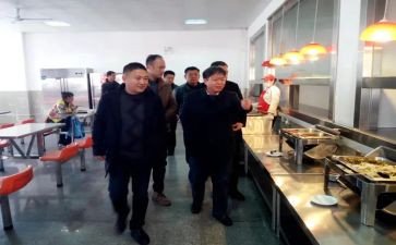管后勤的副校长述职报告7篇