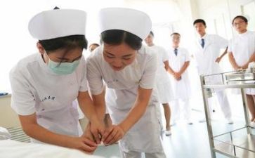 护士年终总结报告个人总结8篇