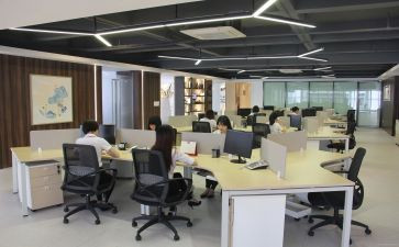 局办公室人员述职报告8篇