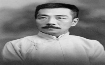 品鲁迅的作文模板8篇