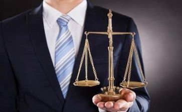 假律师自查报告8篇