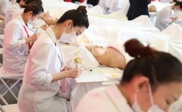 学美容心得体会8篇