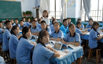 数学夸年级述职报告6篇