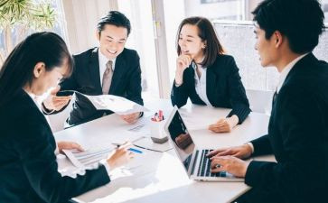 人事部辞职报告7篇