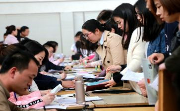 教师编入编个人总结5篇