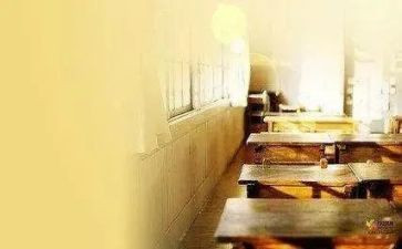 我的同桌初中作文300字8篇