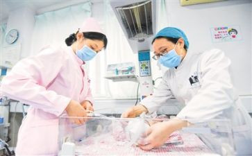 镇卫生院护士述职报告8篇