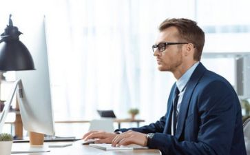 文员月工作总结与计划5篇