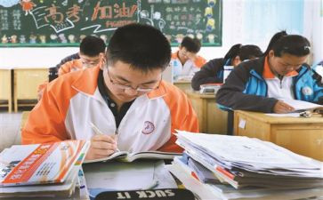给高考的学子的演讲稿8篇