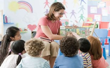 幼儿园教师实习报告月总结8篇