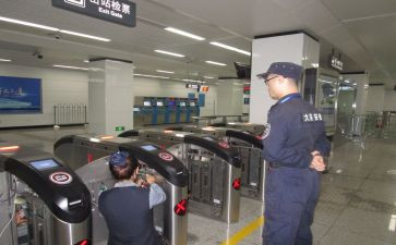 地铁站务员实习工作总结8篇