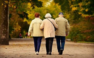 这样的人让我感动的作文500字通用8篇