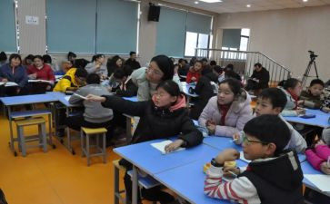 小学中年级述职报告7篇