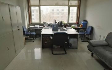综合部月工作计划5篇